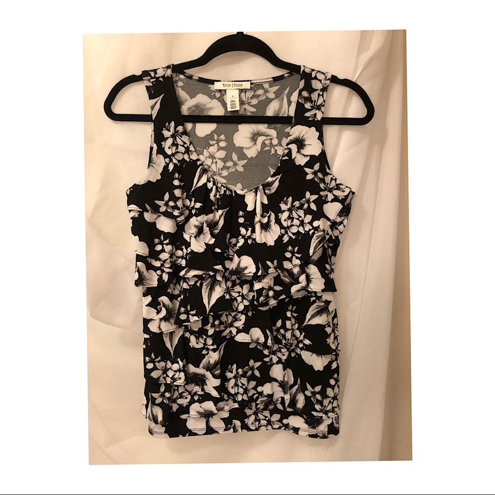 White House Black Market Floral Sleeveless Top